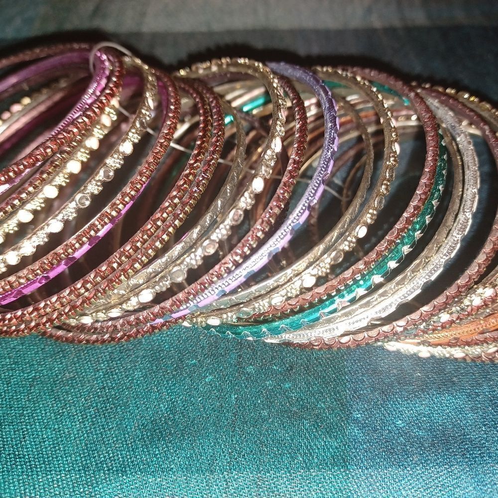 29-piece bangle bracelet set - Picture 2 of 3